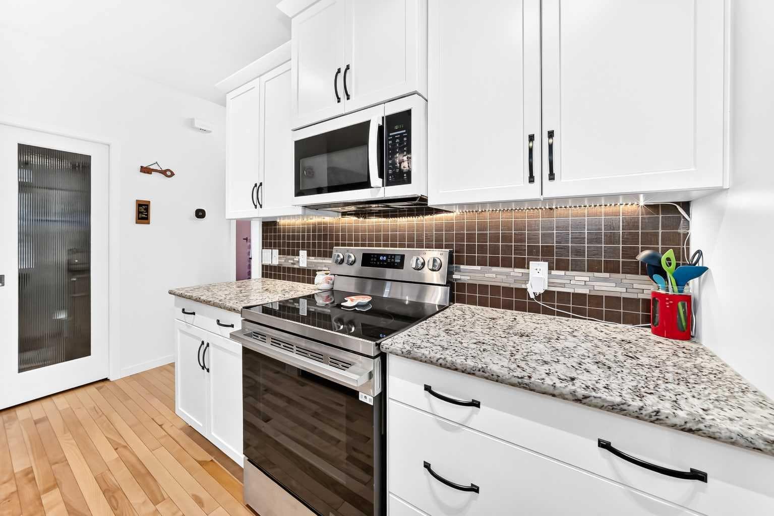 64 Sunset Square 