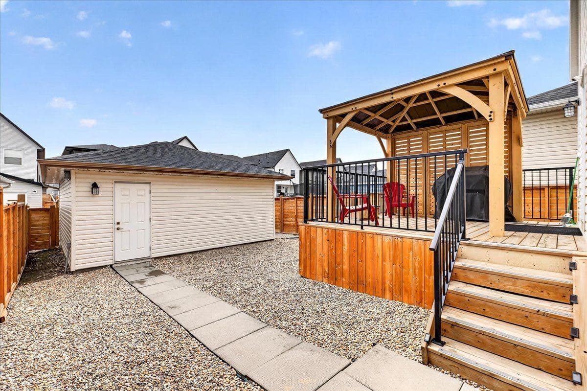 163 Copperleaf Way SE