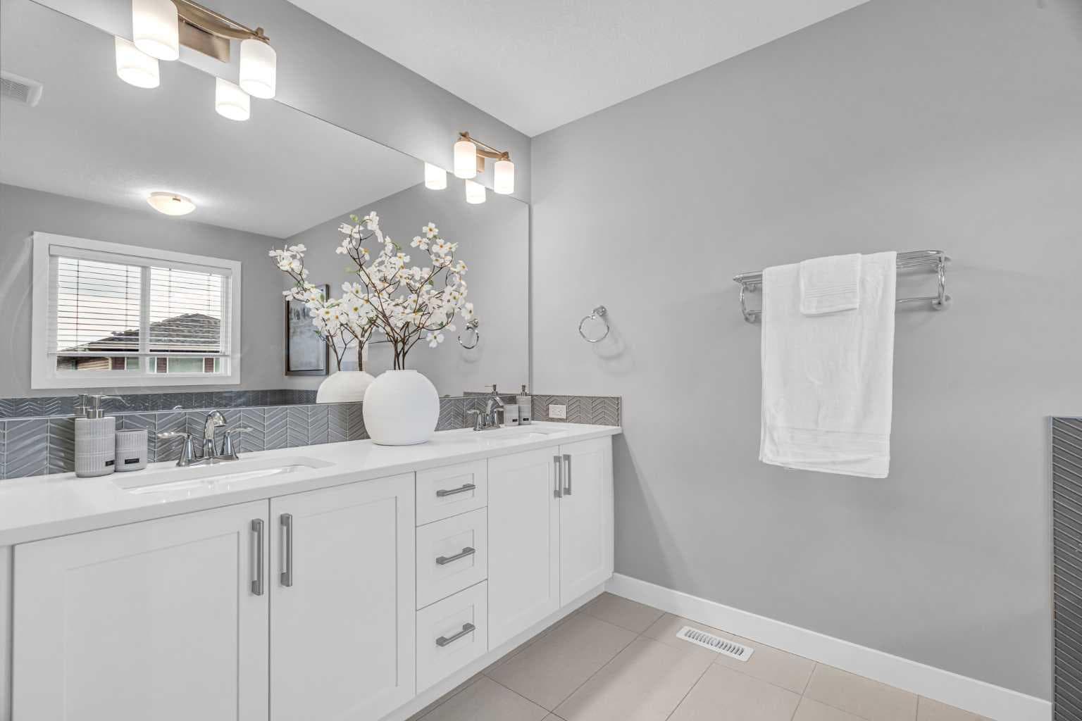 49 Creekside Avenue SW