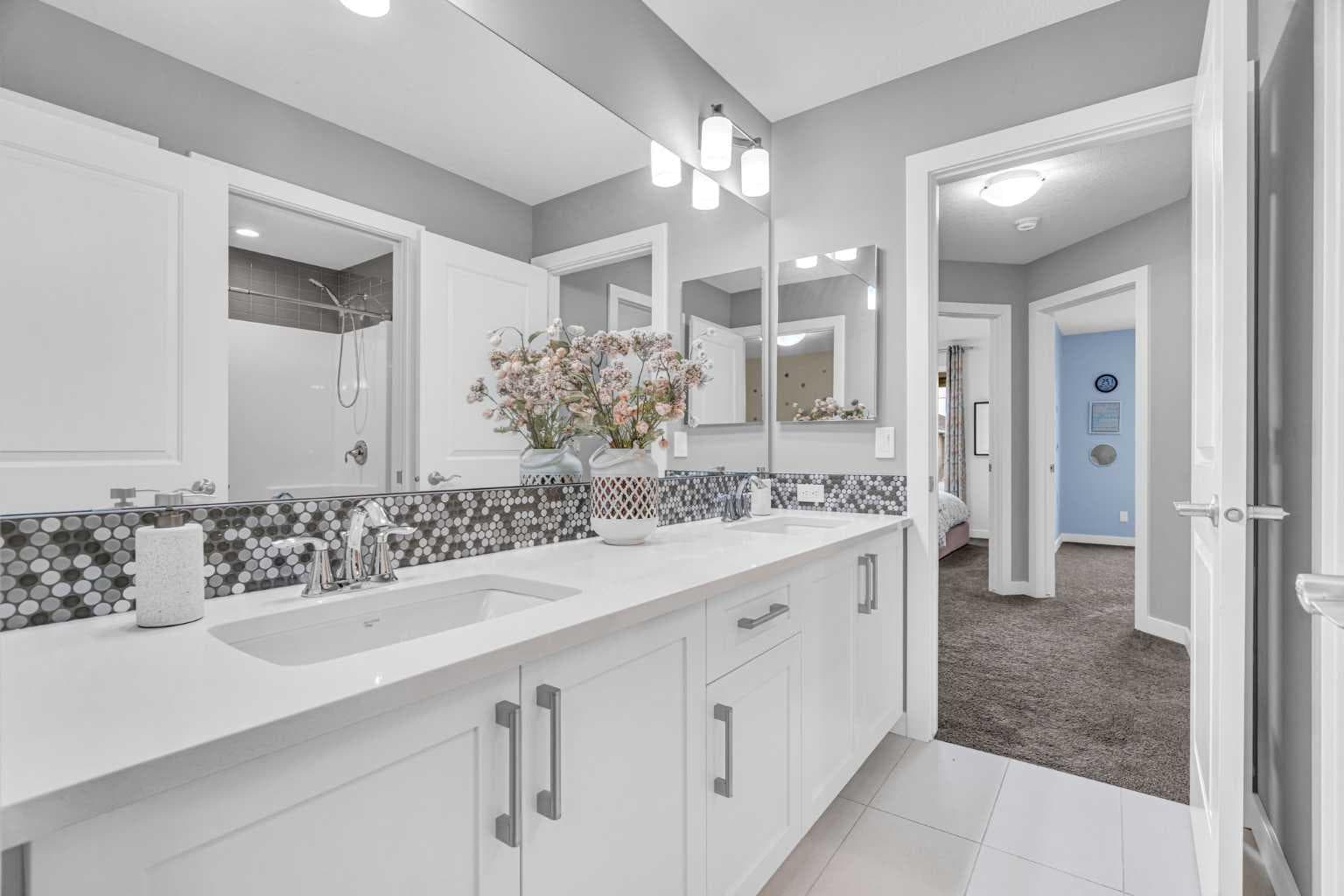 49 Creekside Avenue SW