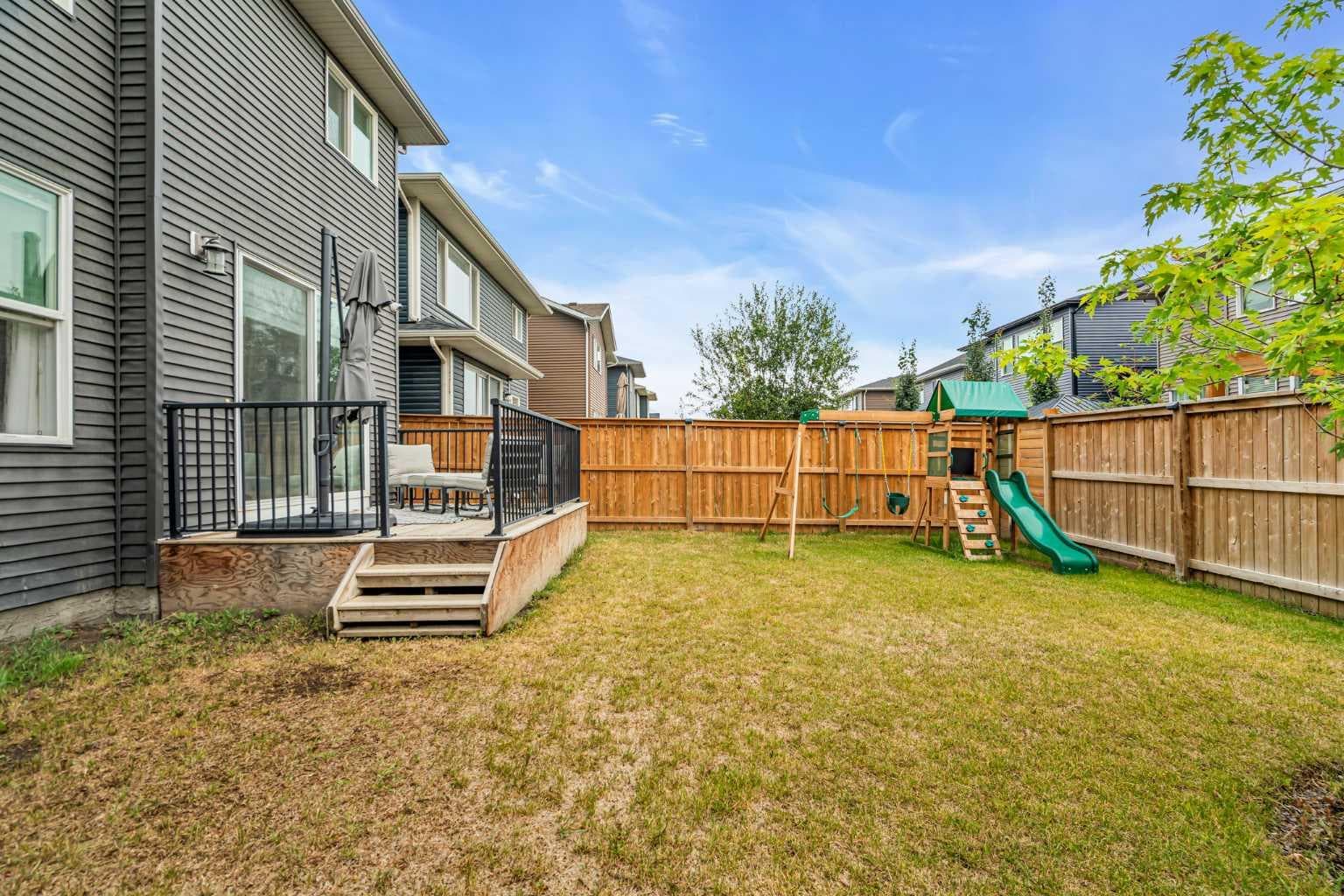 49 Creekside Avenue SW