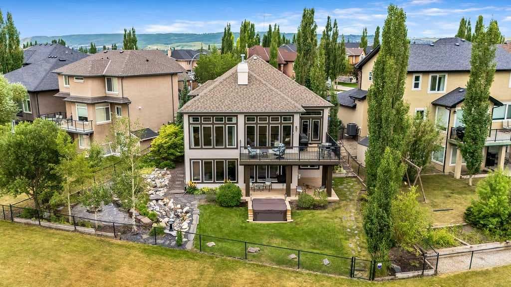 22 Tuscany Estates Crescent NW