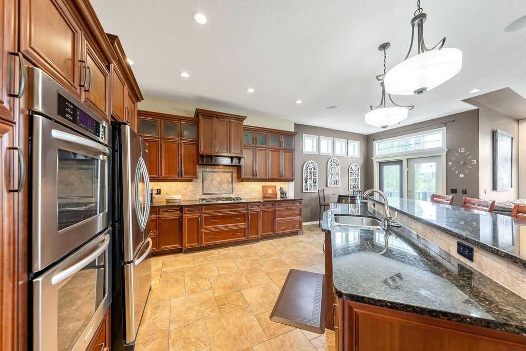 22 Tuscany Estates Crescent NW