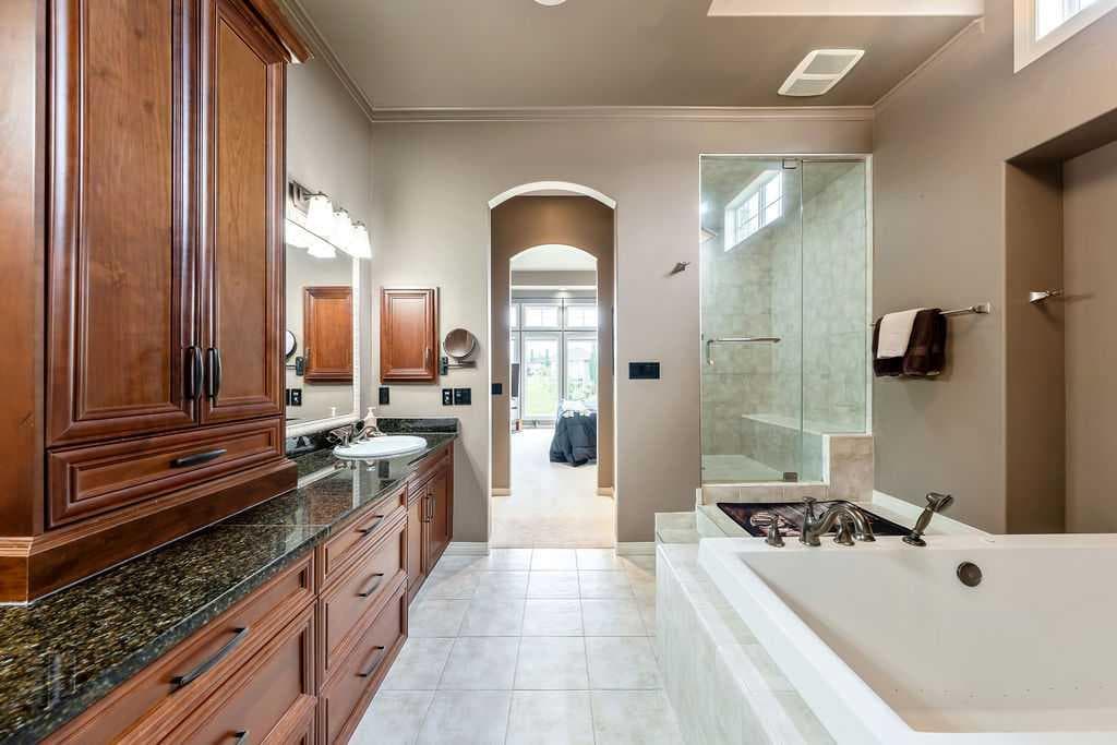 22 Tuscany Estates Crescent NW