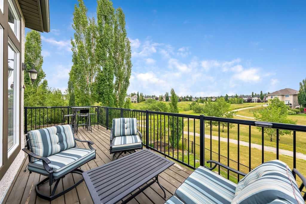 22 Tuscany Estates Crescent NW