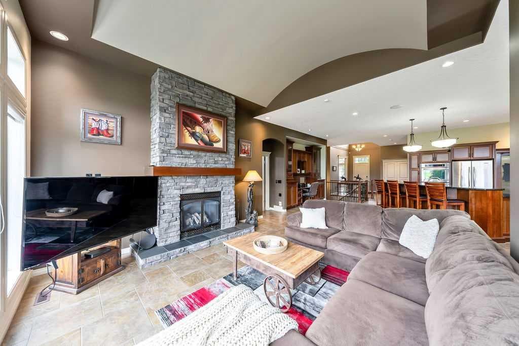 22 Tuscany Estates Crescent NW