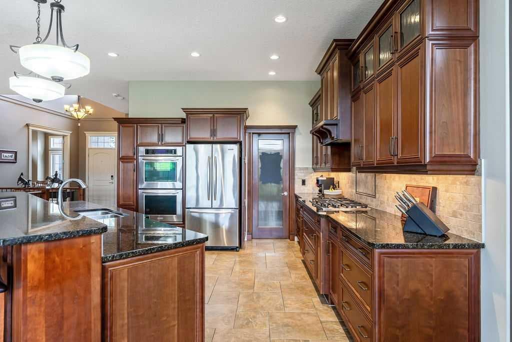 22 Tuscany Estates Crescent NW
