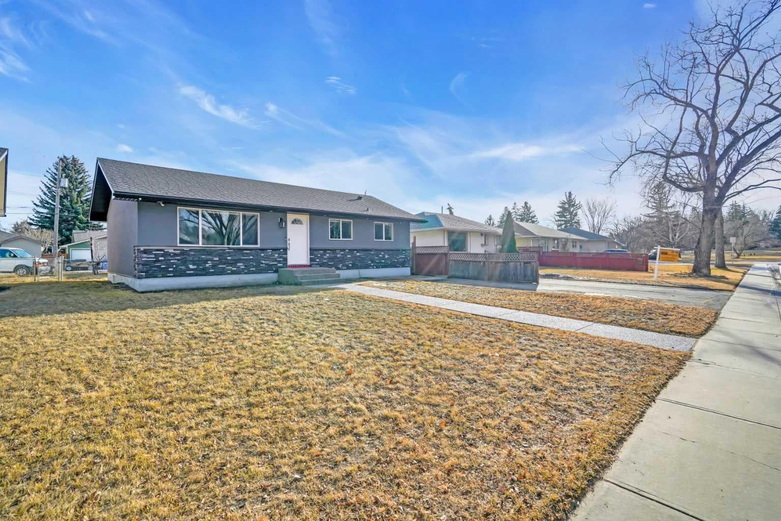 2046 33 Street SE