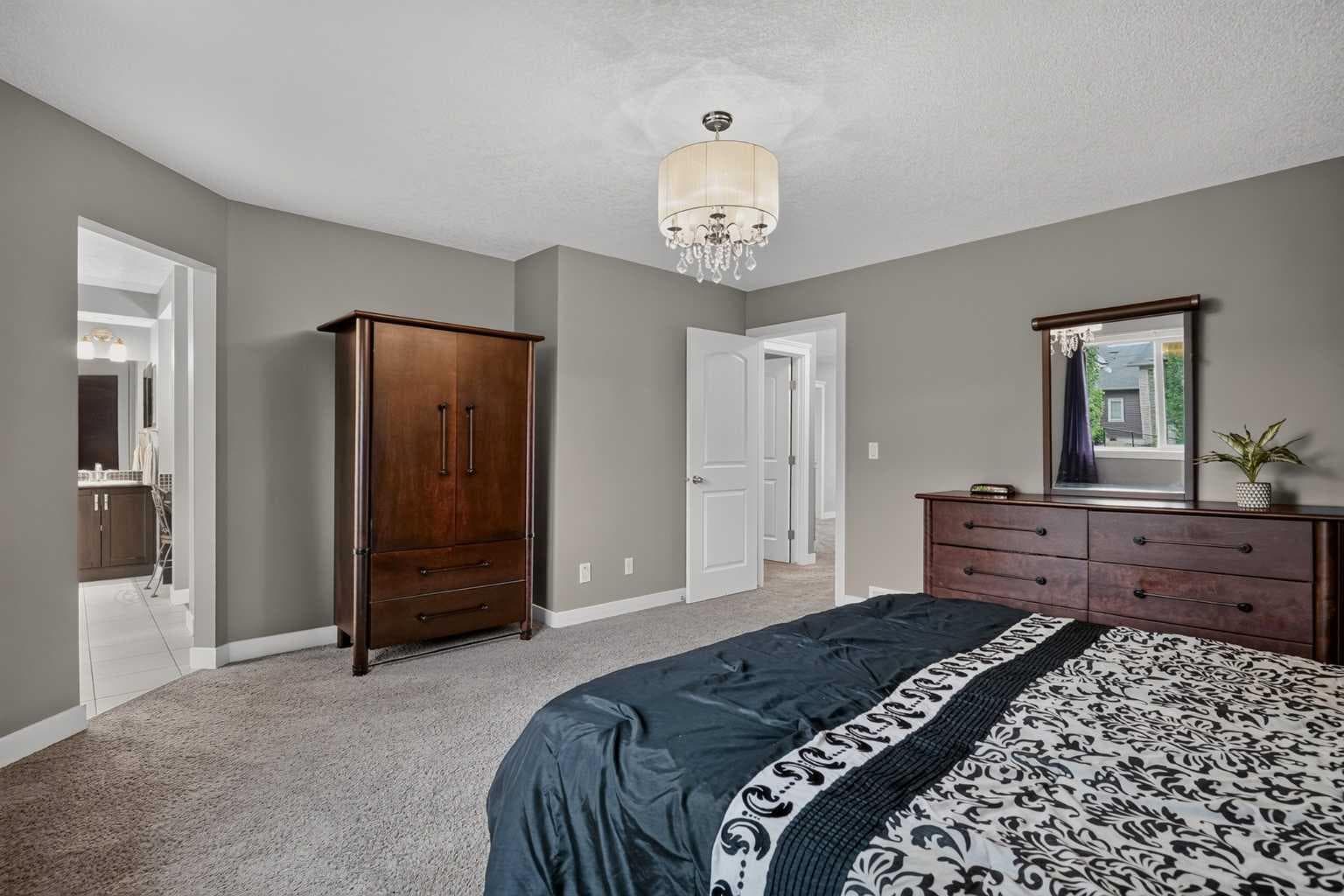139 Nolanshire Point NW