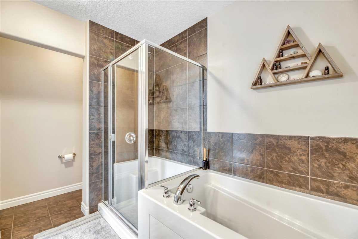 13 Cranberry Avenue SE