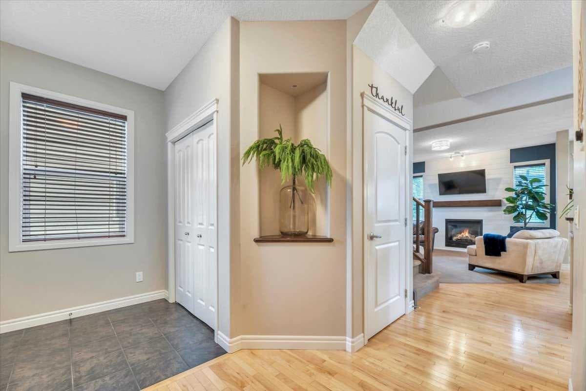 13 Cranberry Avenue SE