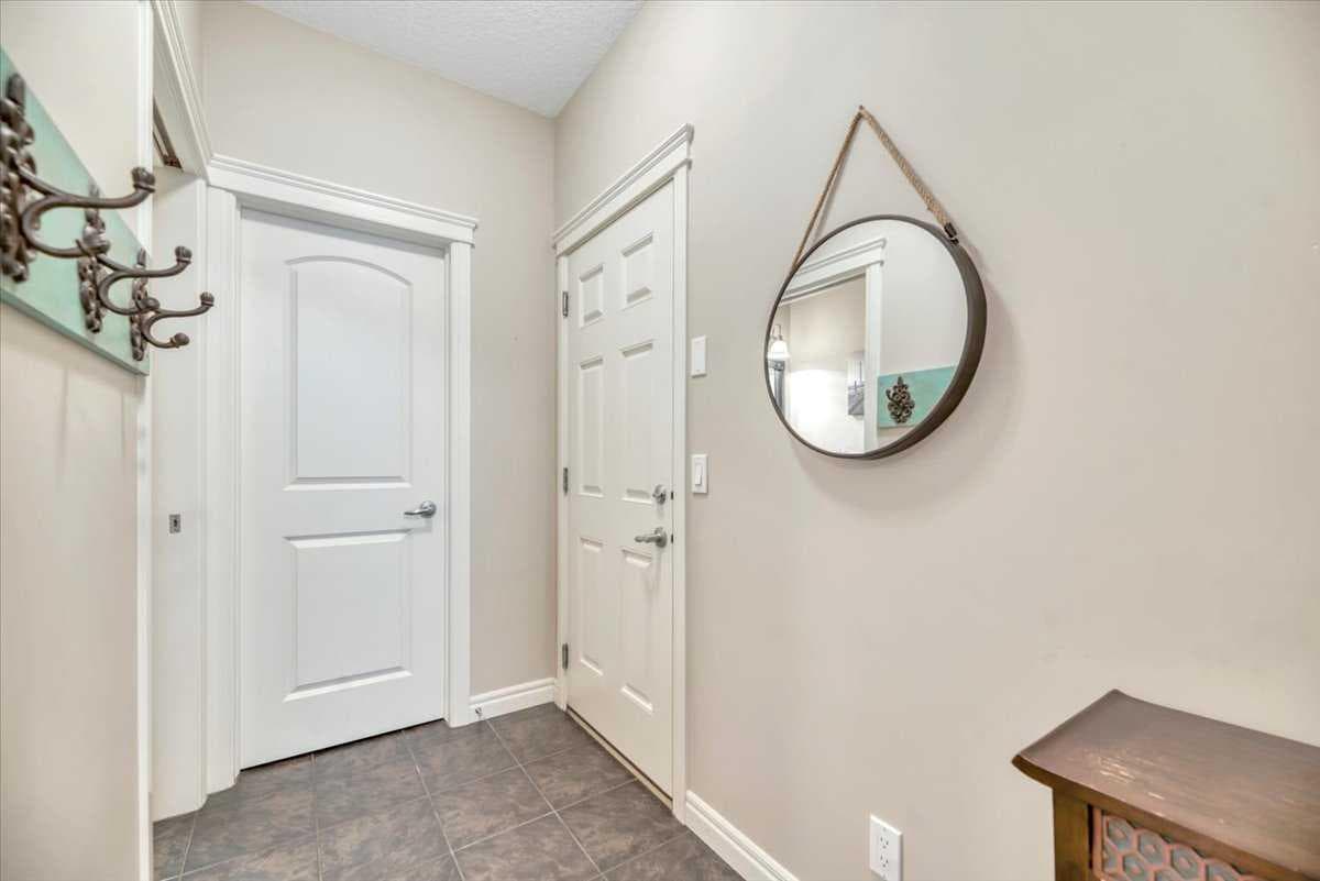 13 Cranberry Avenue SE
