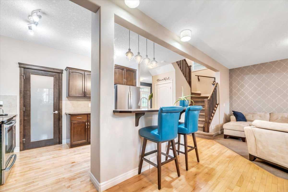 13 Cranberry Avenue SE