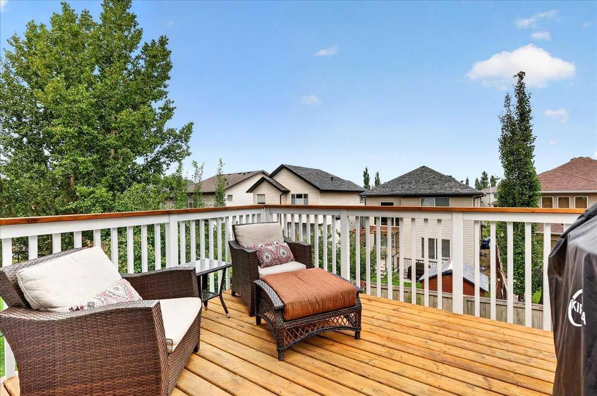 174 Cranridge Terrace SE