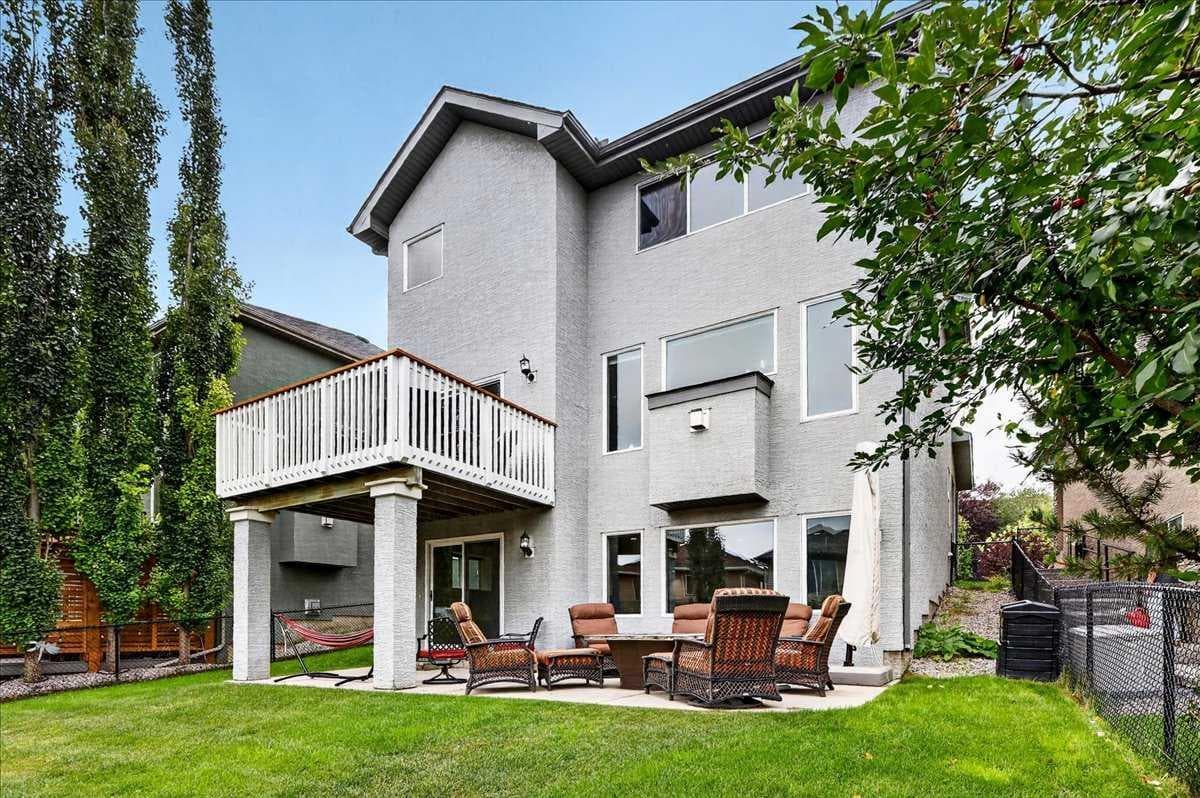 174 Cranridge Terrace SE