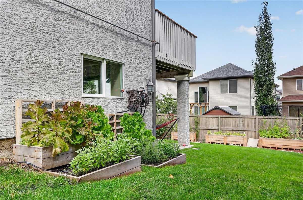 174 Cranridge Terrace SE