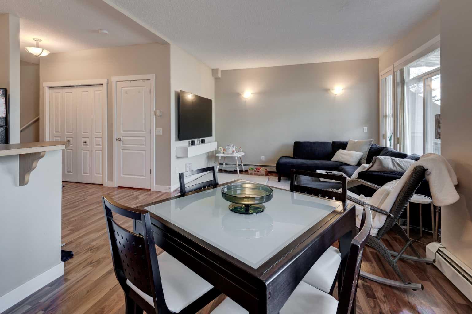 1203, 211 Aspen Stone Boulevard SW