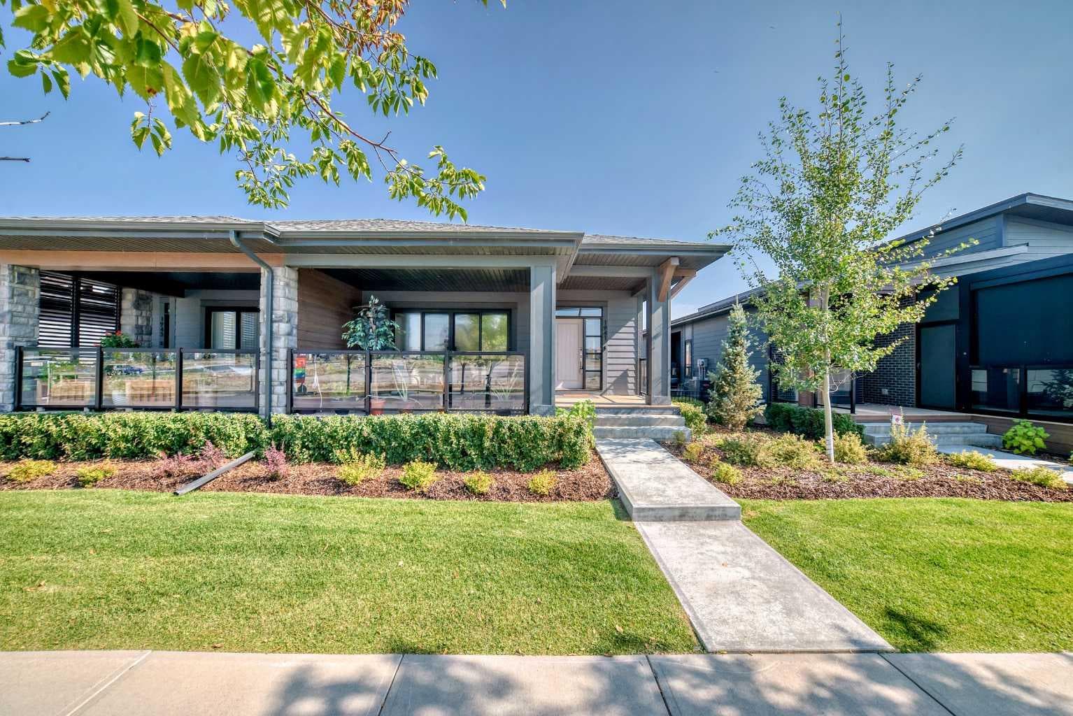 1941 Mahogany Boulevard SE