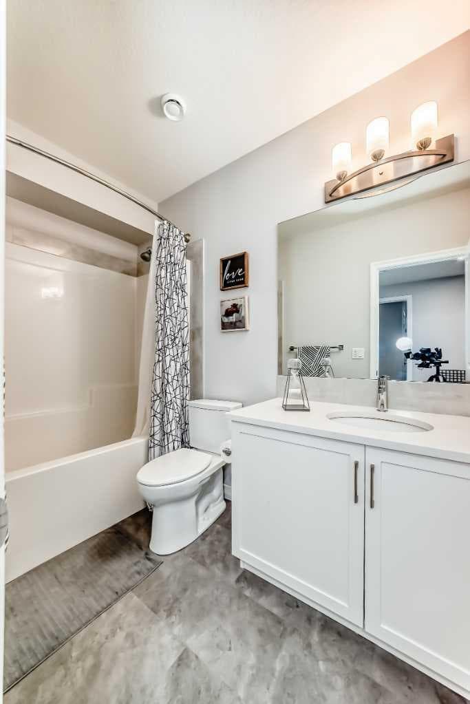 1941 Mahogany Boulevard SE