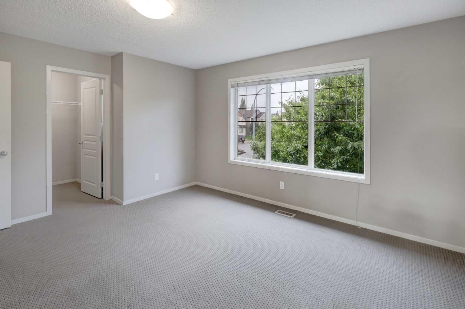 36 Copperstone Court SE