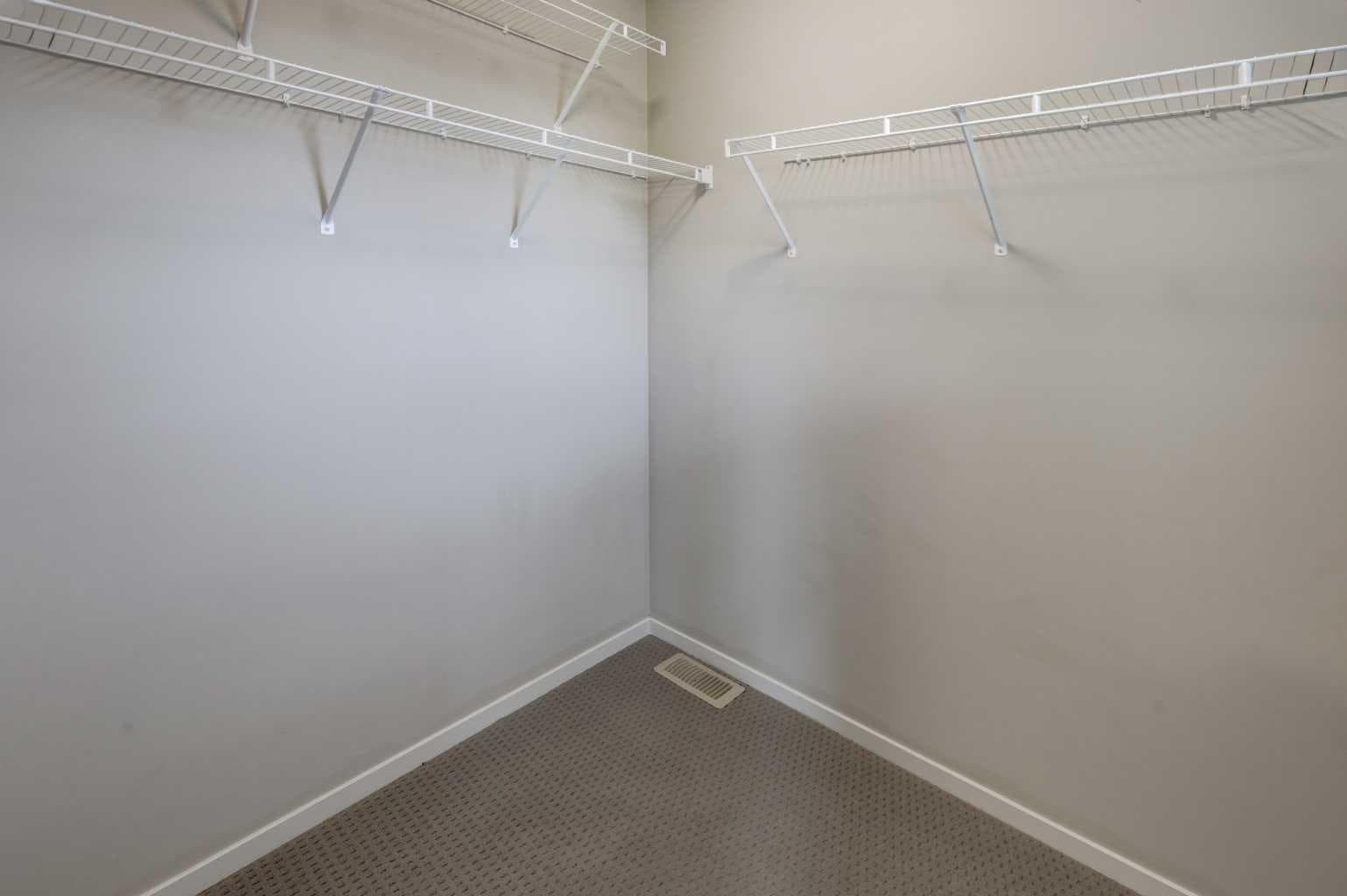 36 Copperstone Court SE
