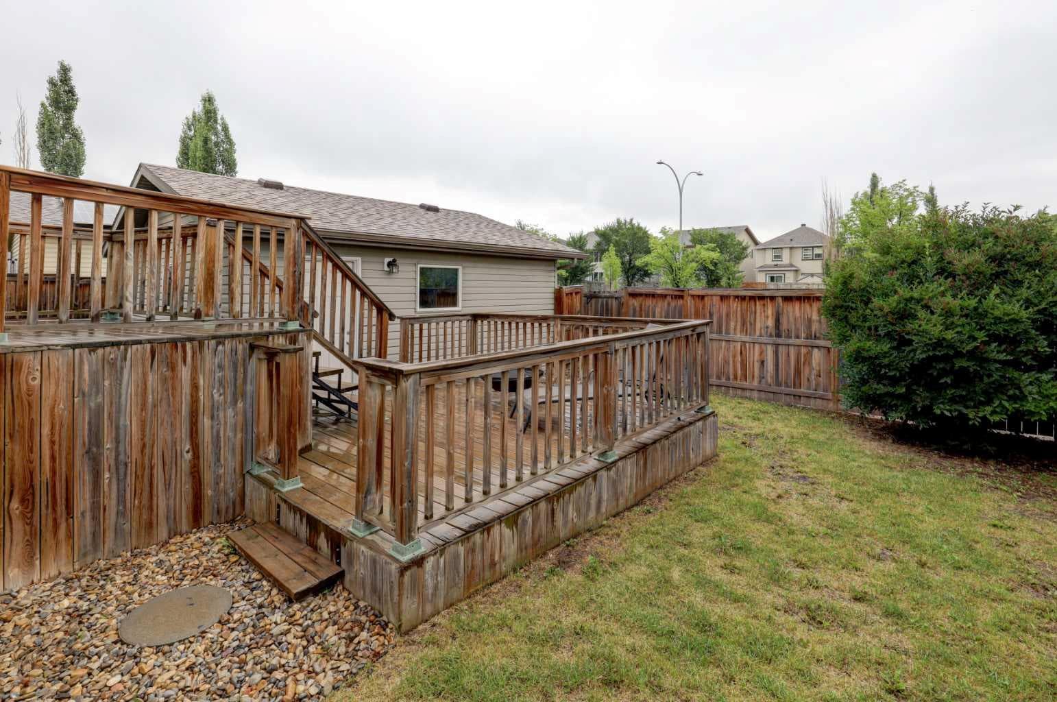 36 Copperstone Court SE