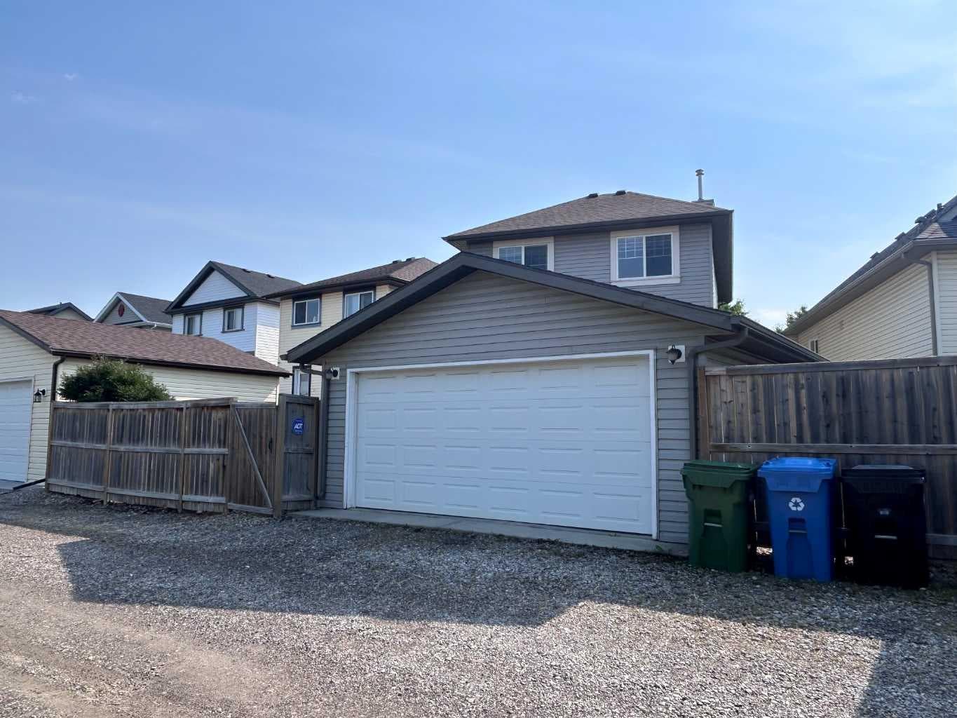 36 Copperstone Court SE