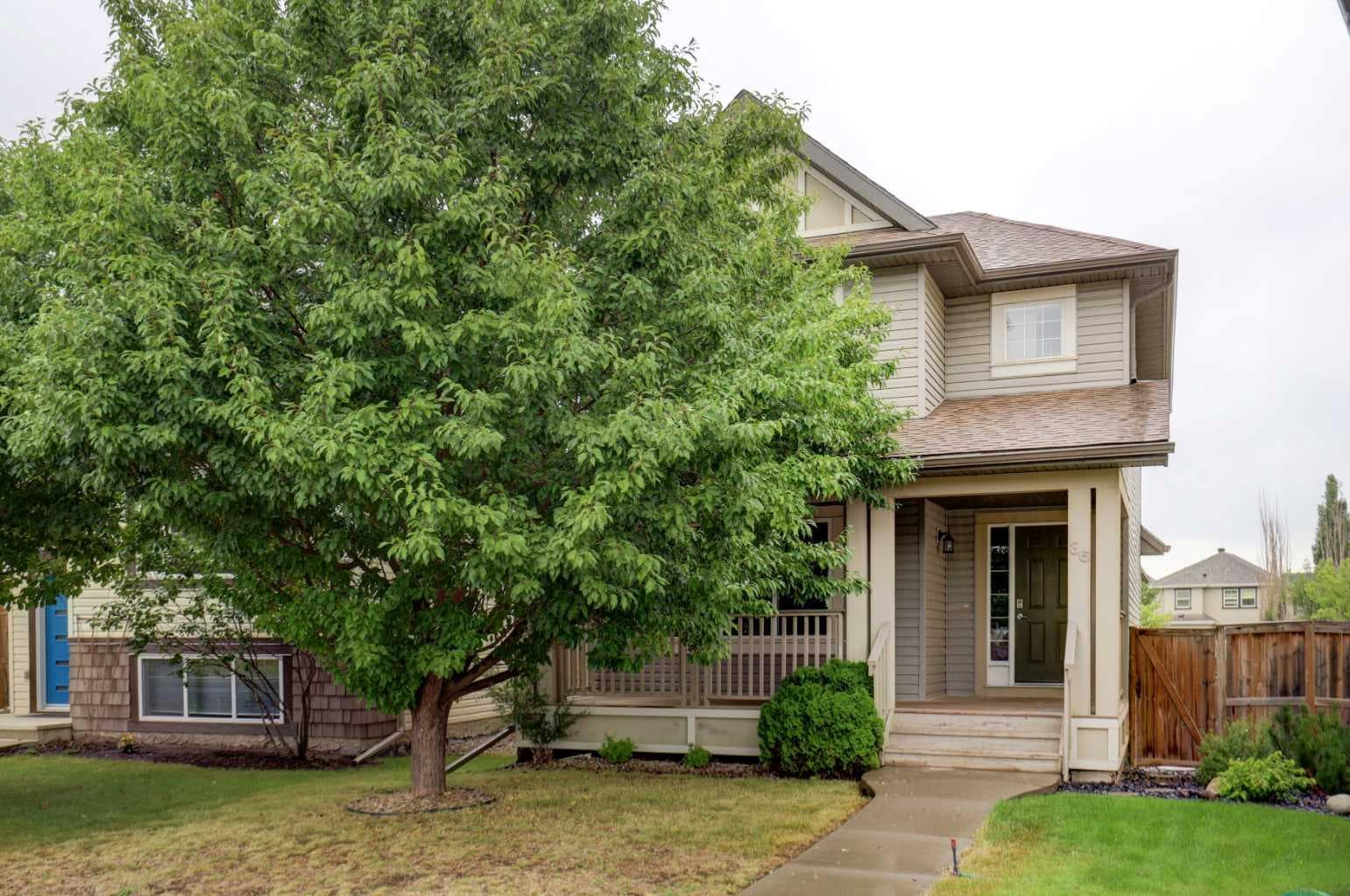 36 Copperstone Court SE