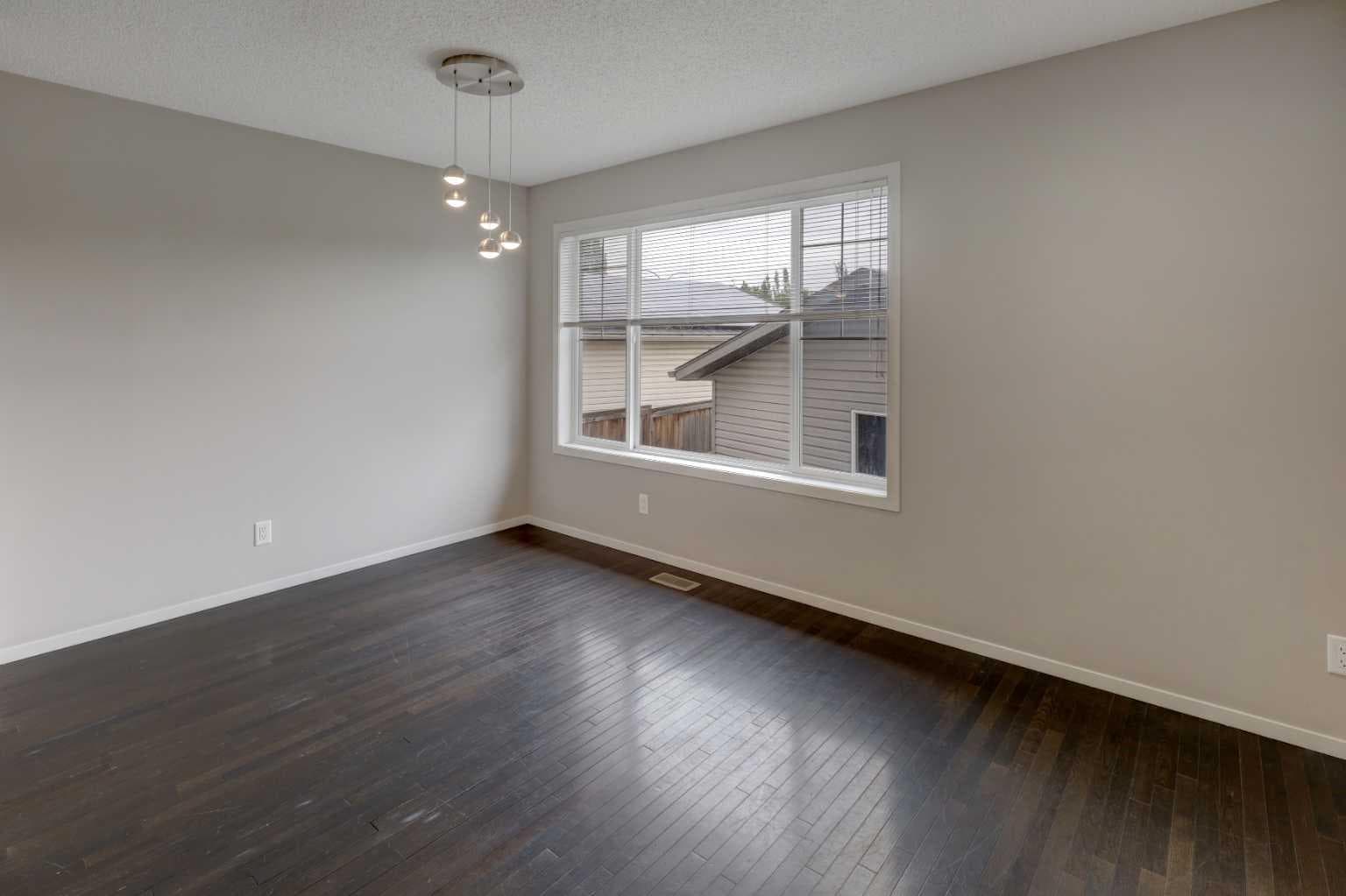 36 Copperstone Court SE