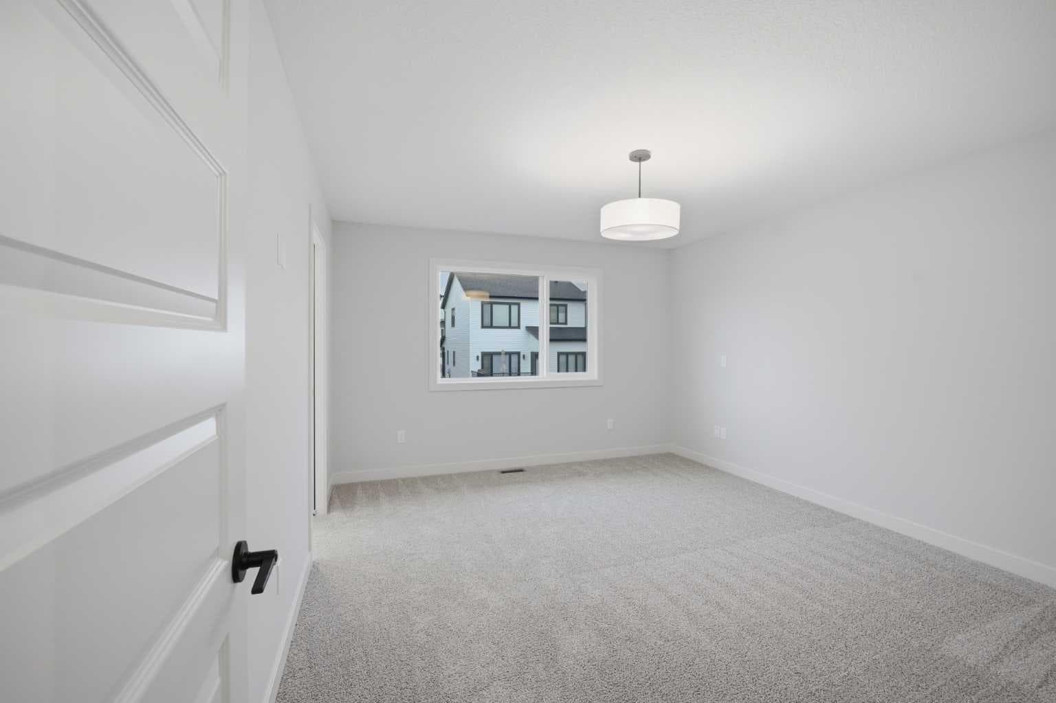 24 Appaloosa Crescent 