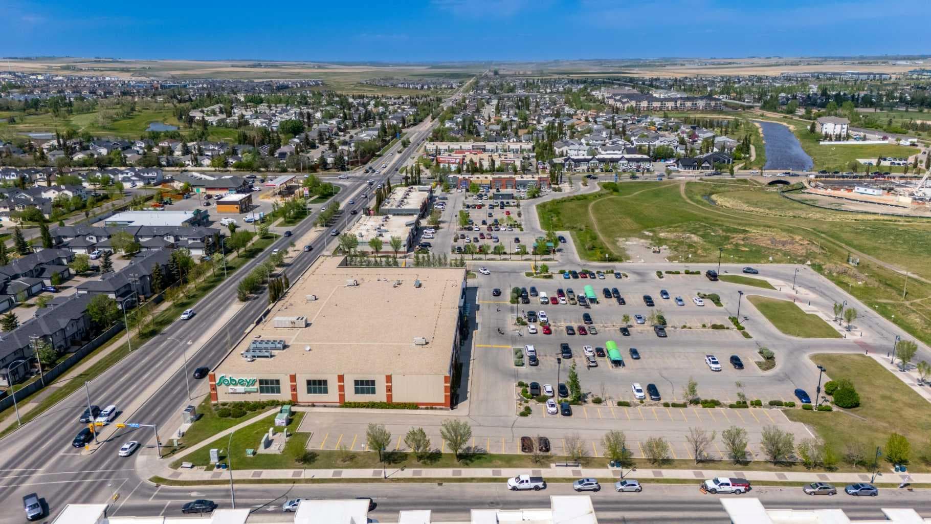 8112, 403 Mackenzie Way SW