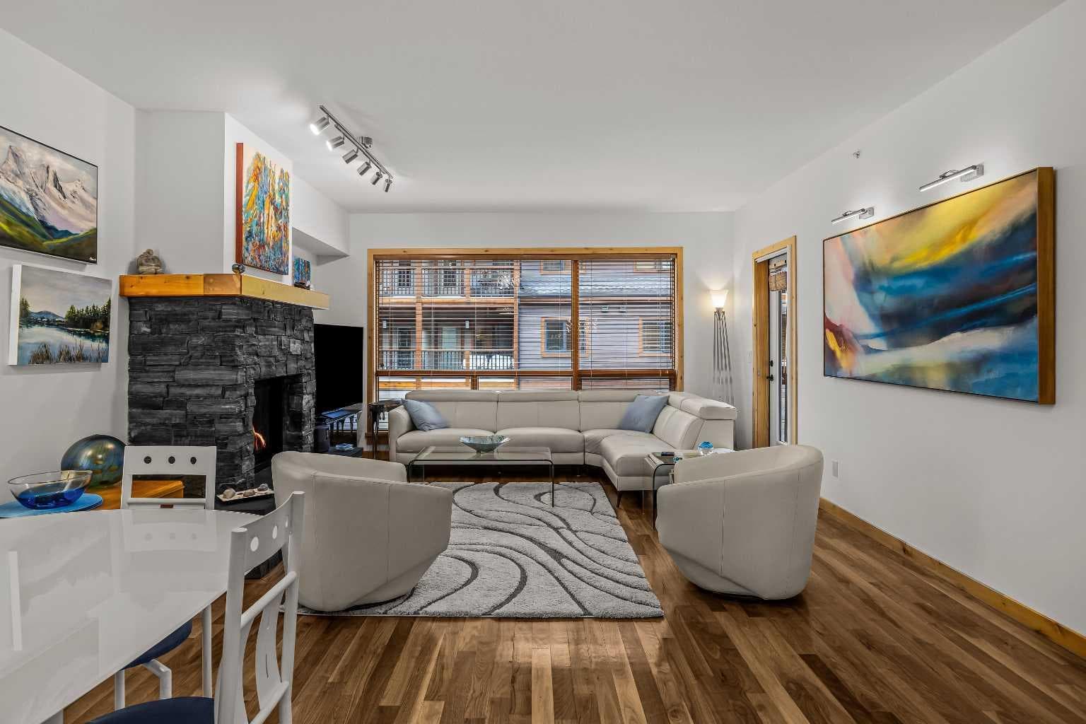 205, 600 Spring Creek Drive 