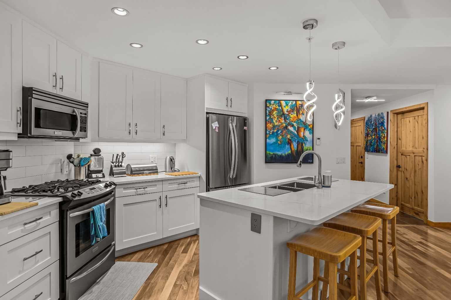 205, 600 Spring Creek Drive 