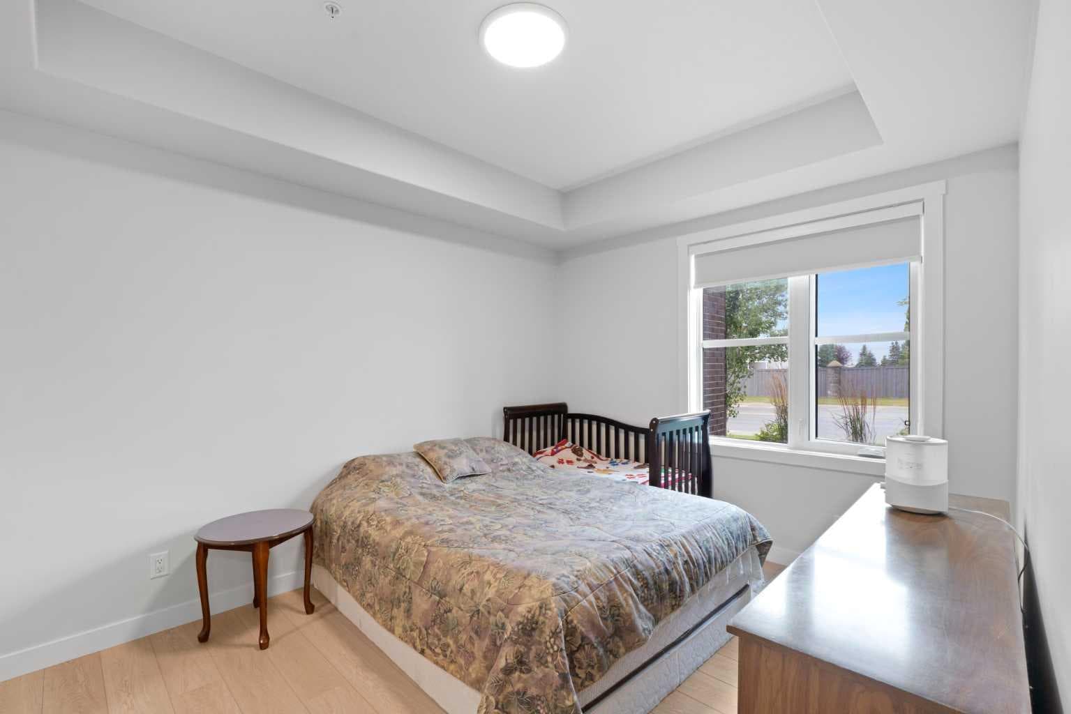 1112, 81 Arbour Lake View NW