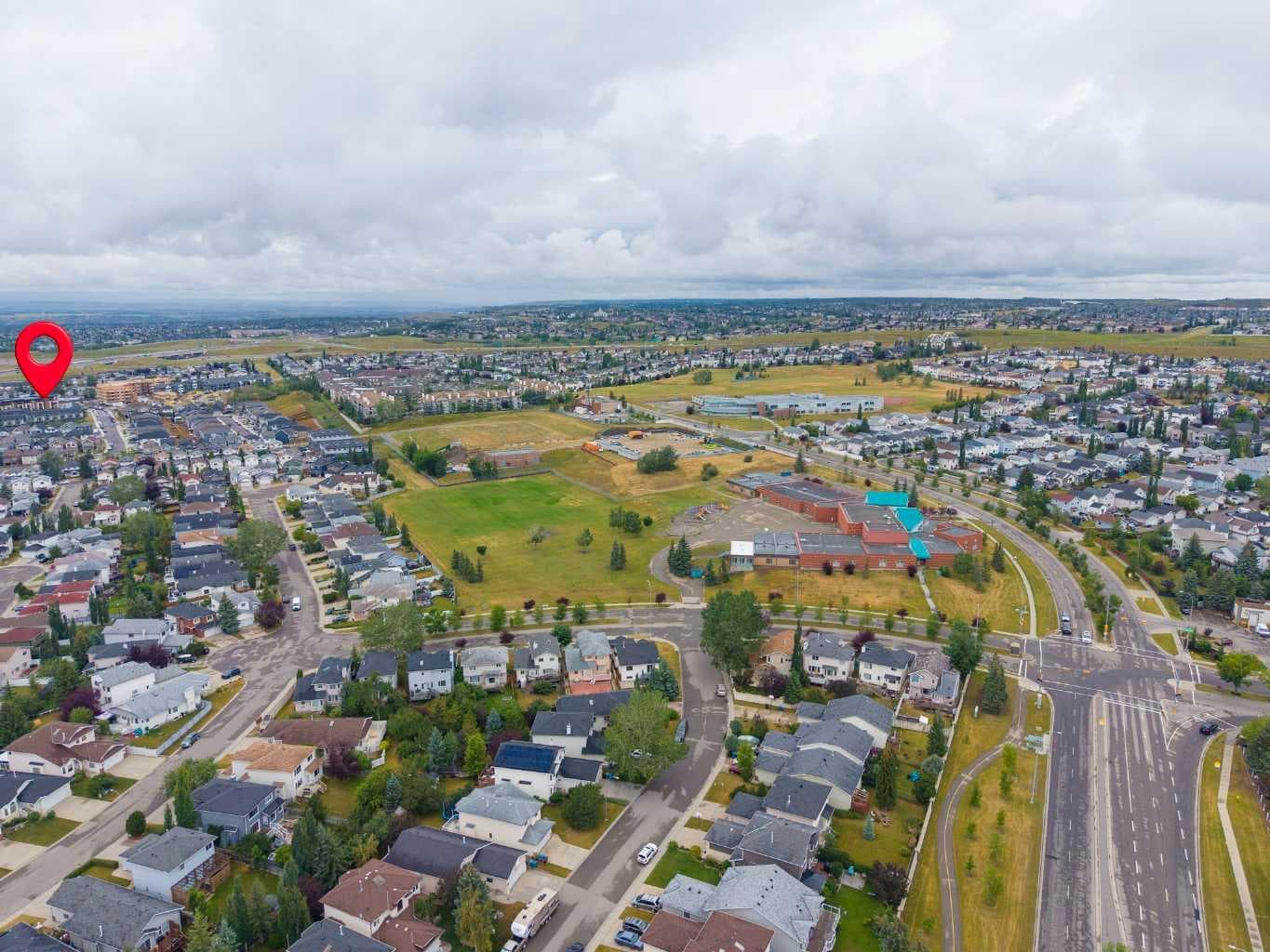 1112, 81 Arbour Lake View NW