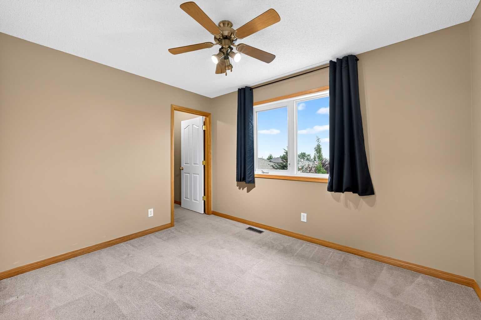 78 Hampstead View NW
