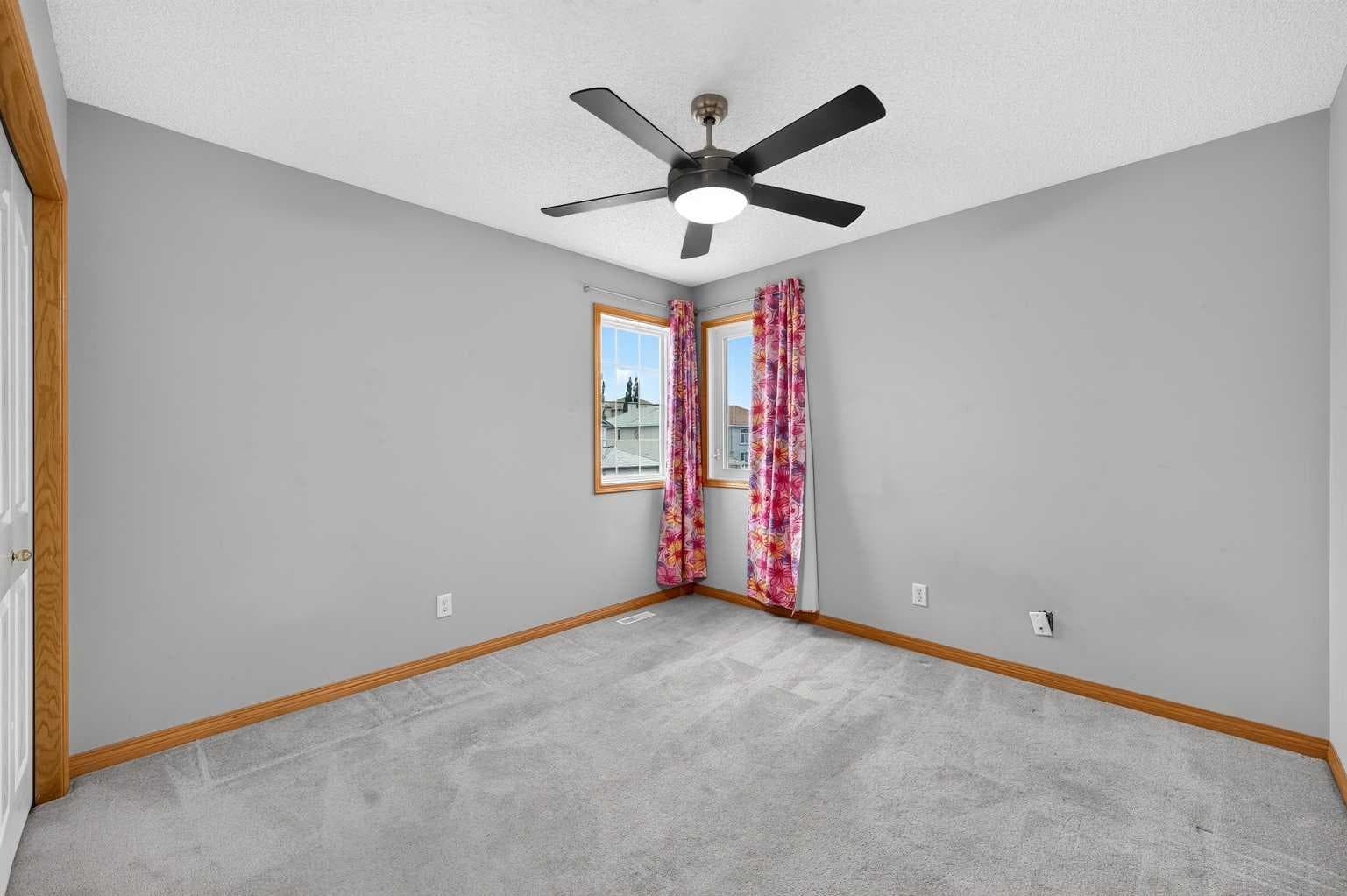 78 Hampstead View NW