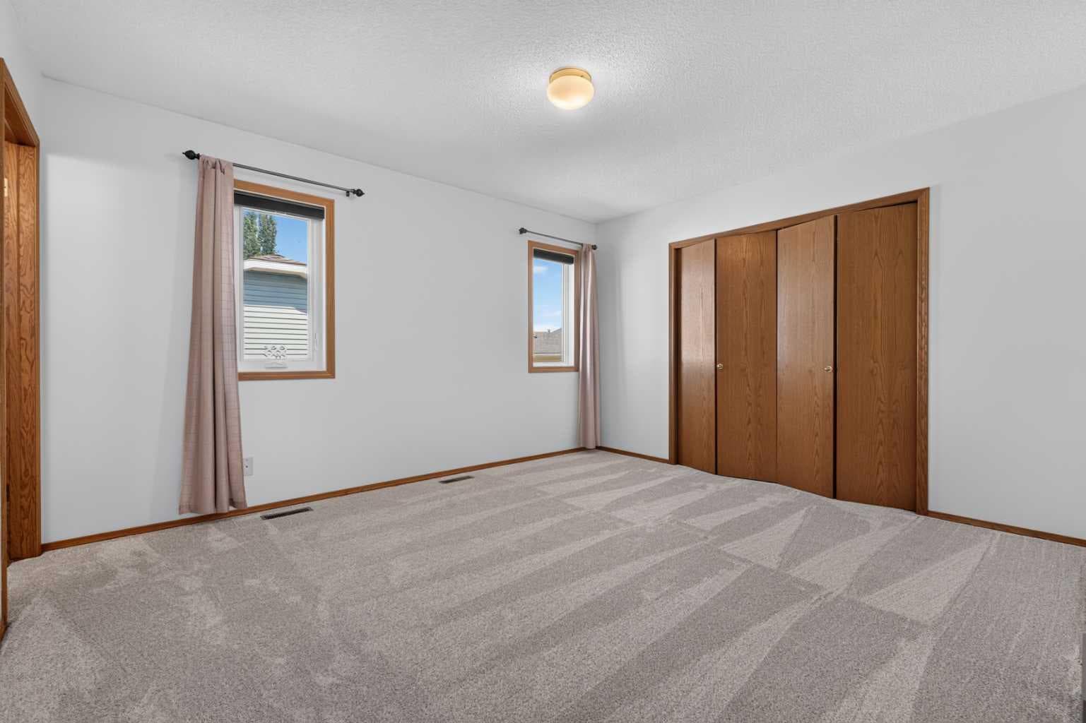 42 West Boothby Crescent 