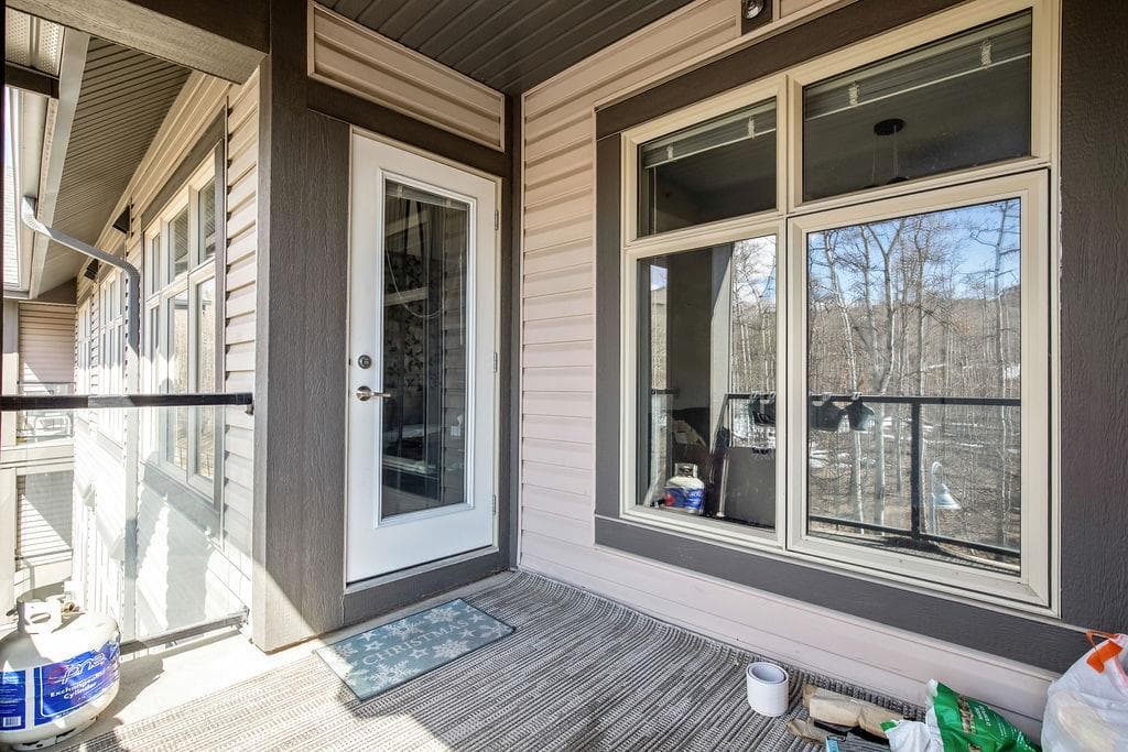 313, 25 Aspenmont Heights SW