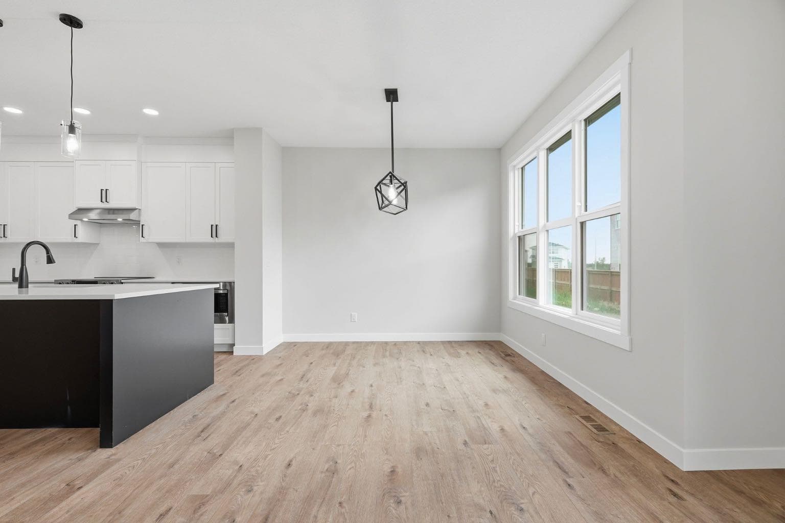 435 kinniburgh Loop 