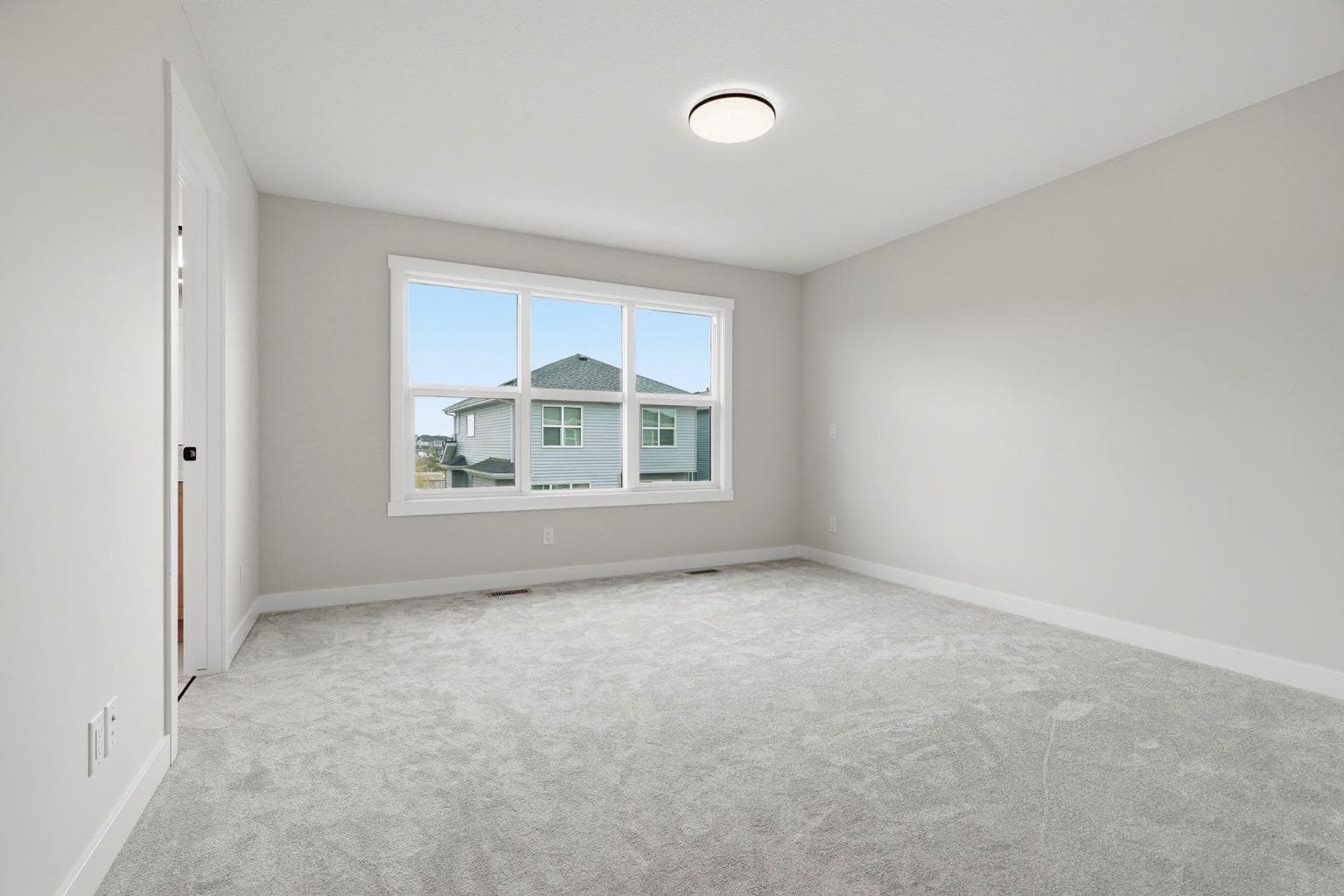 435 kinniburgh Loop 