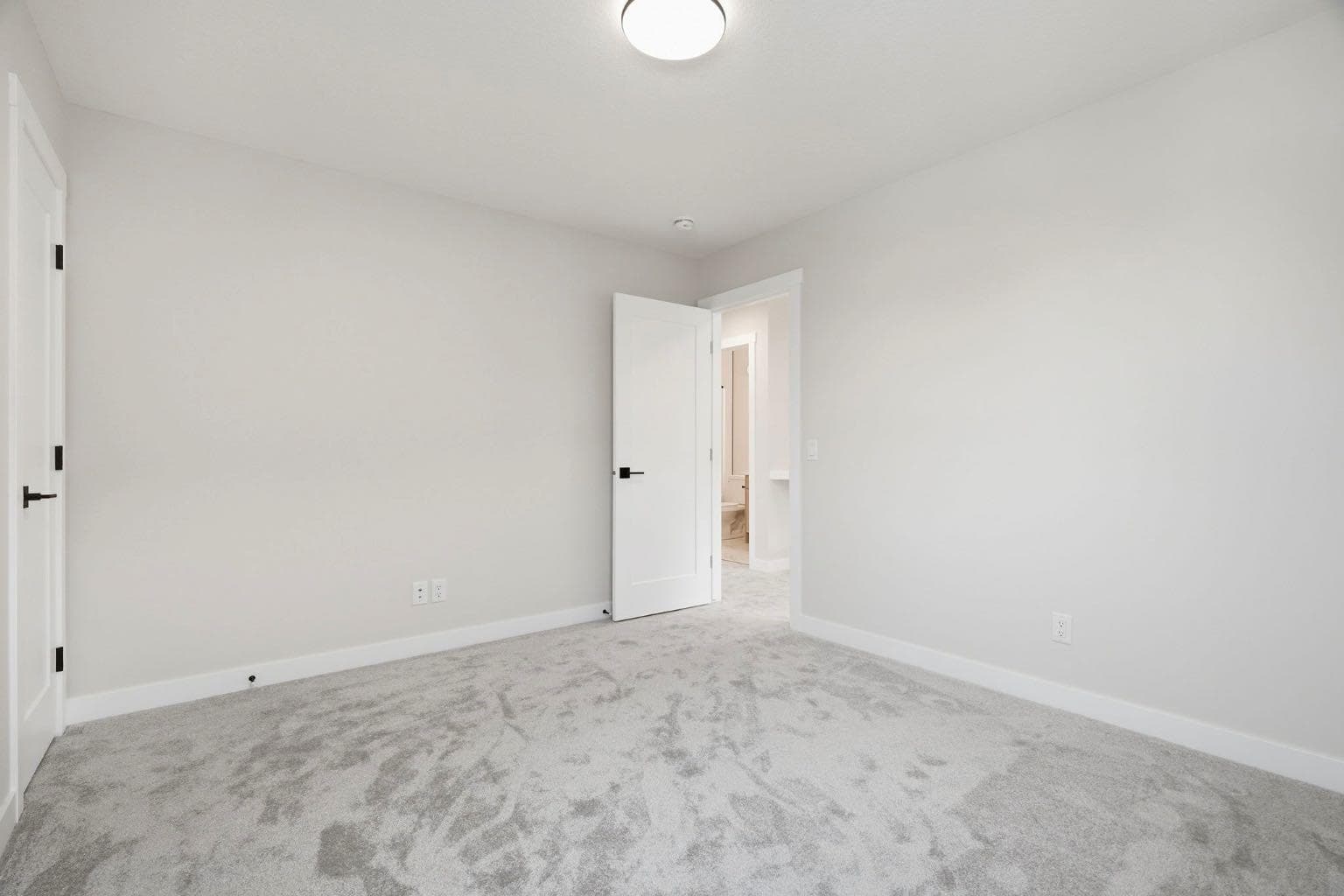 435 kinniburgh Loop 