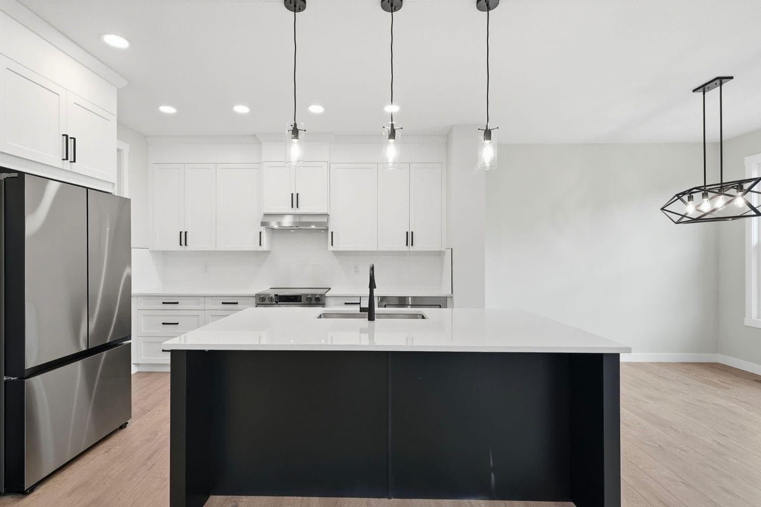 435 kinniburgh Loop 