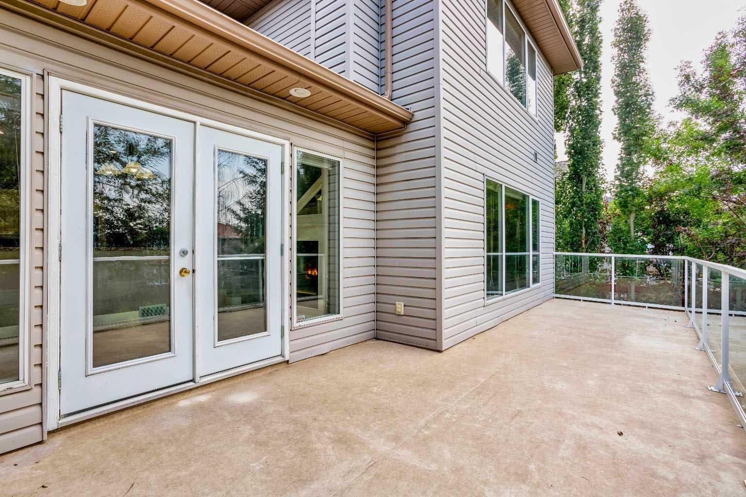 3414 Douglasdale Boulevard SE