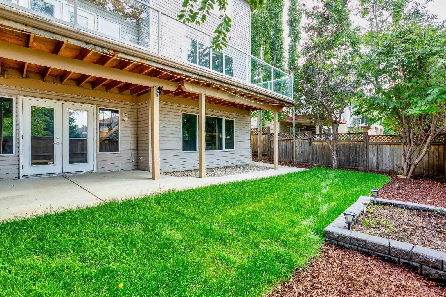 3414 Douglasdale Boulevard SE