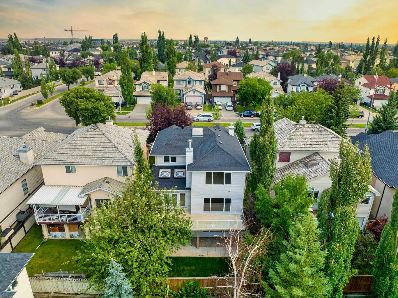 3414 Douglasdale Boulevard SE