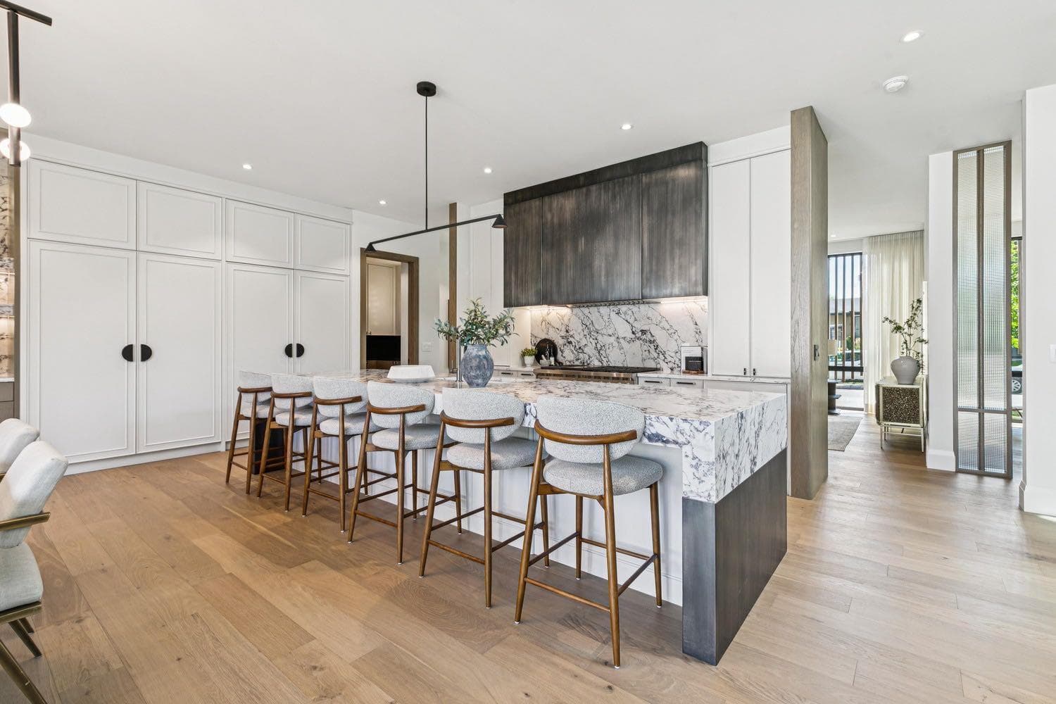 14 Lissington Drive SW