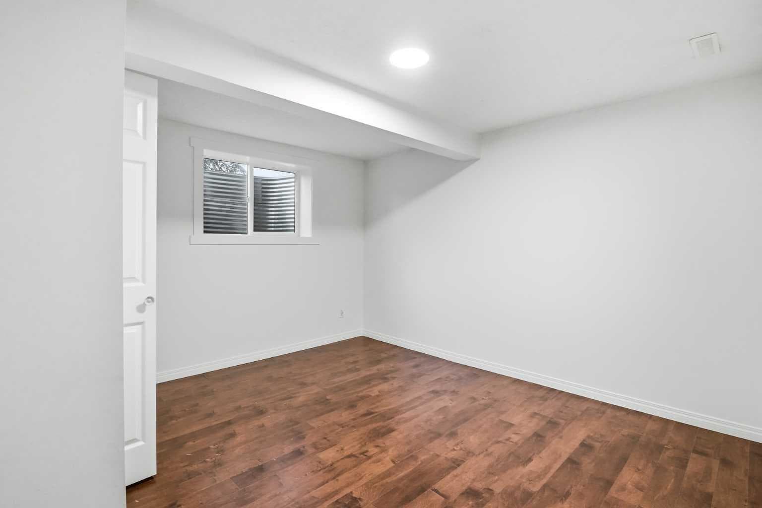 1211 Maitland Drive NE
