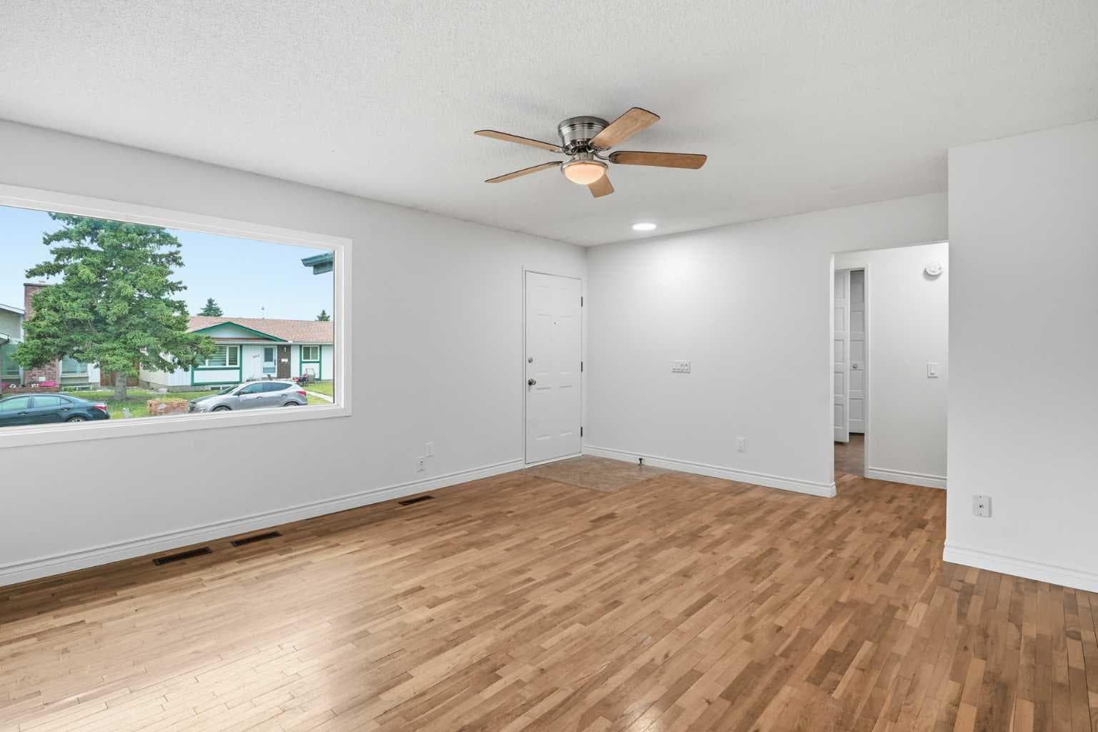 1211 Maitland Drive NE