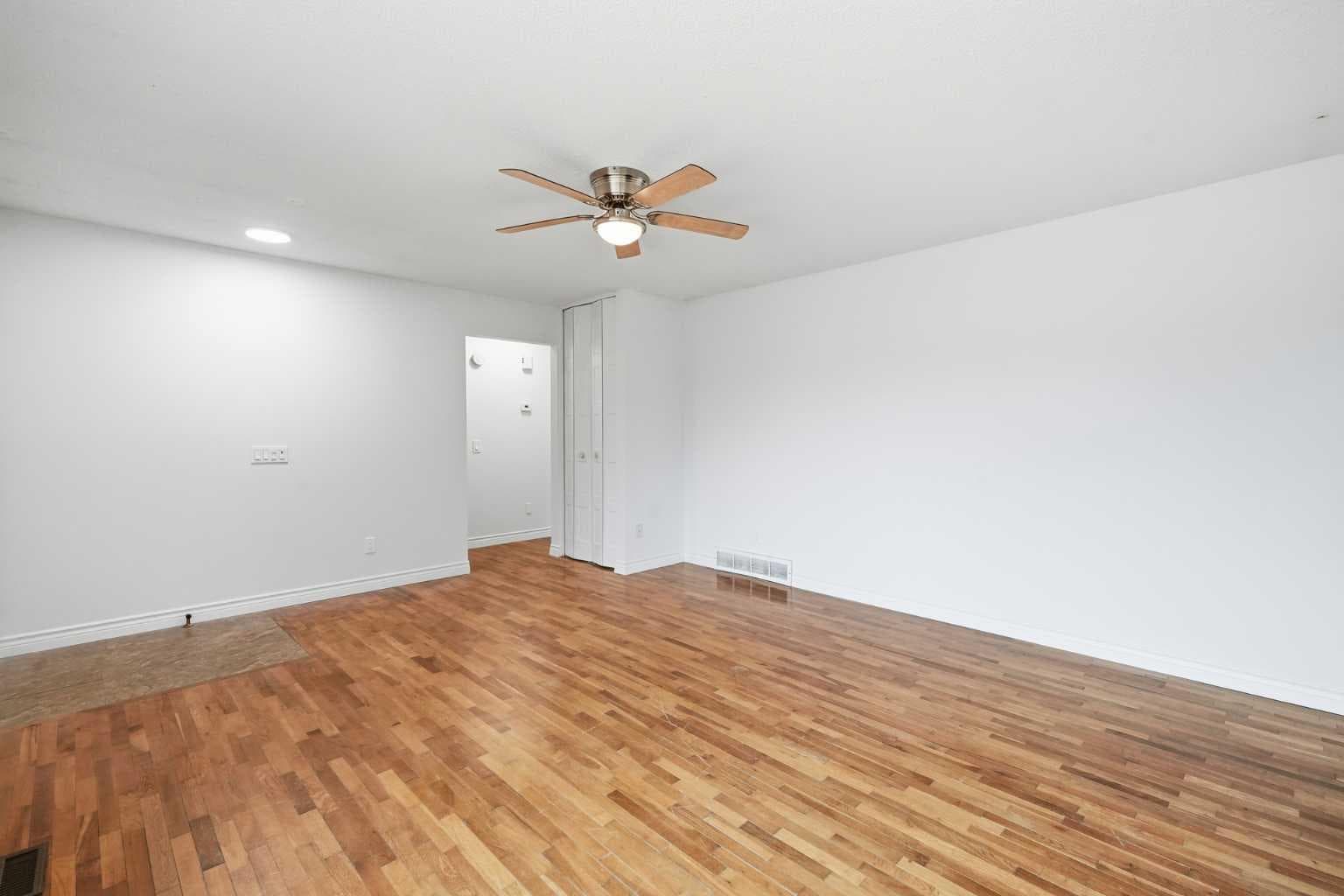 1211 Maitland Drive NE